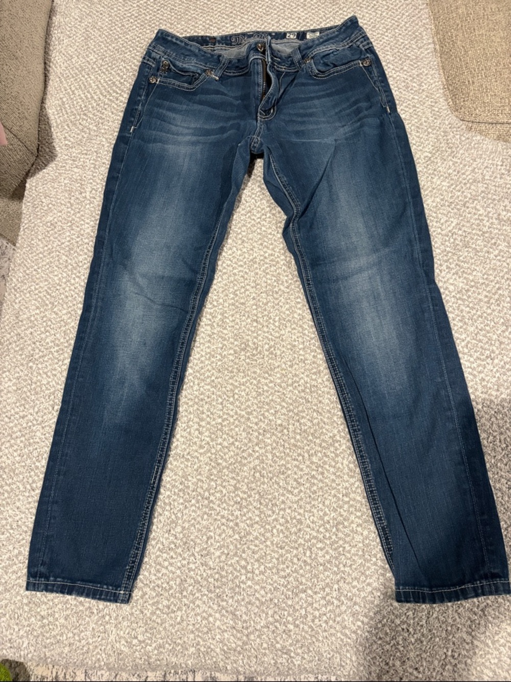 Women’s Miss Me skinny jeans